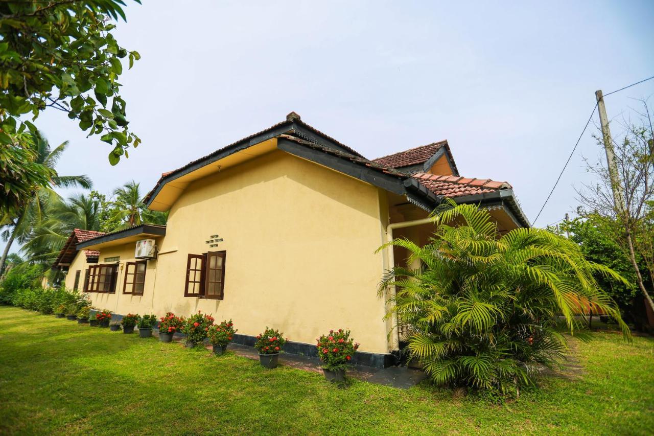 Rathgama Beach House Buitenkant foto